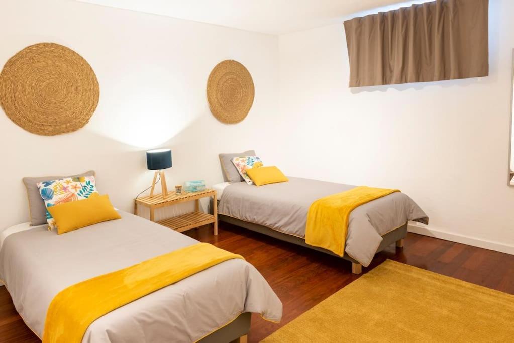 Vita Portucale ! Nook Beach Apartments Коста да Капарика Екстериор снимка