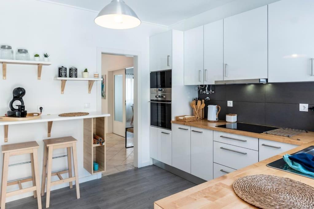 Vita Portucale ! Nook Beach Apartments Коста да Капарика Екстериор снимка