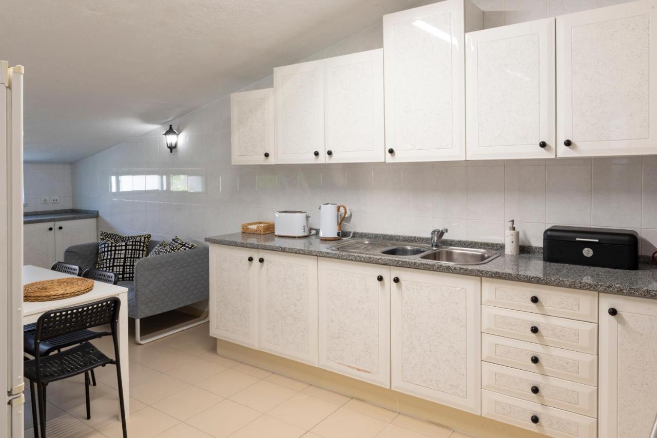 Vita Portucale ! Nook Beach Apartments Коста да Капарика Екстериор снимка